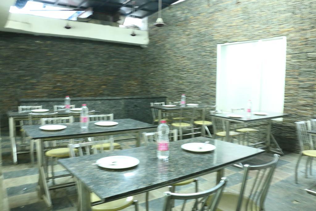 Hotel Benz International Delhi  Eksteriør bilde