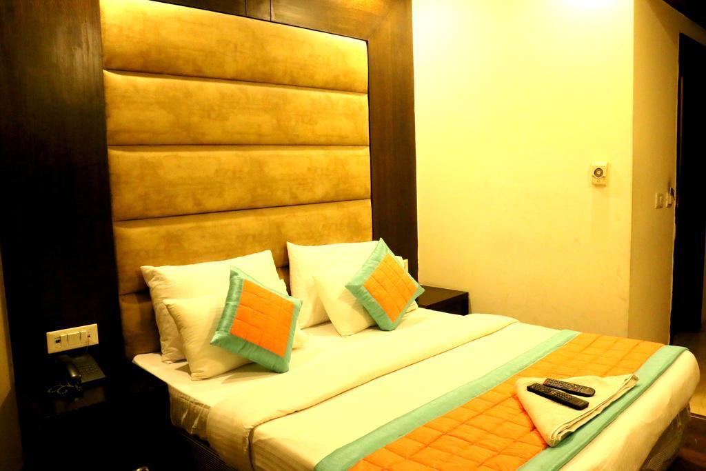 Hotel Benz International Delhi  Eksteriør bilde