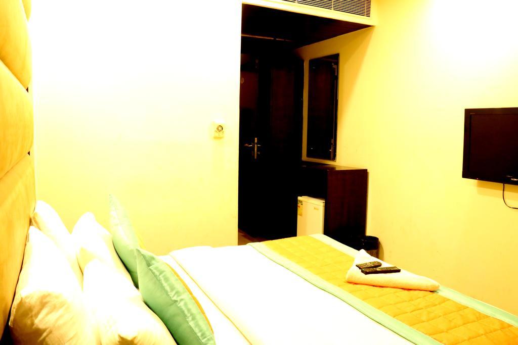 Hotel Benz International Delhi  Eksteriør bilde