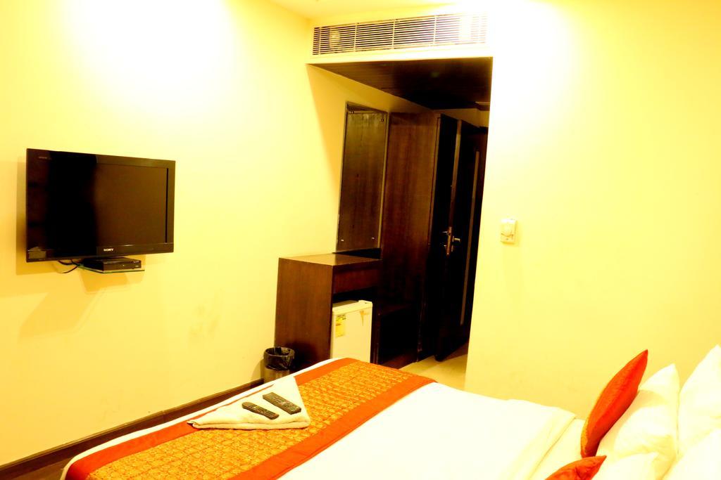Hotel Benz International Delhi  Eksteriør bilde
