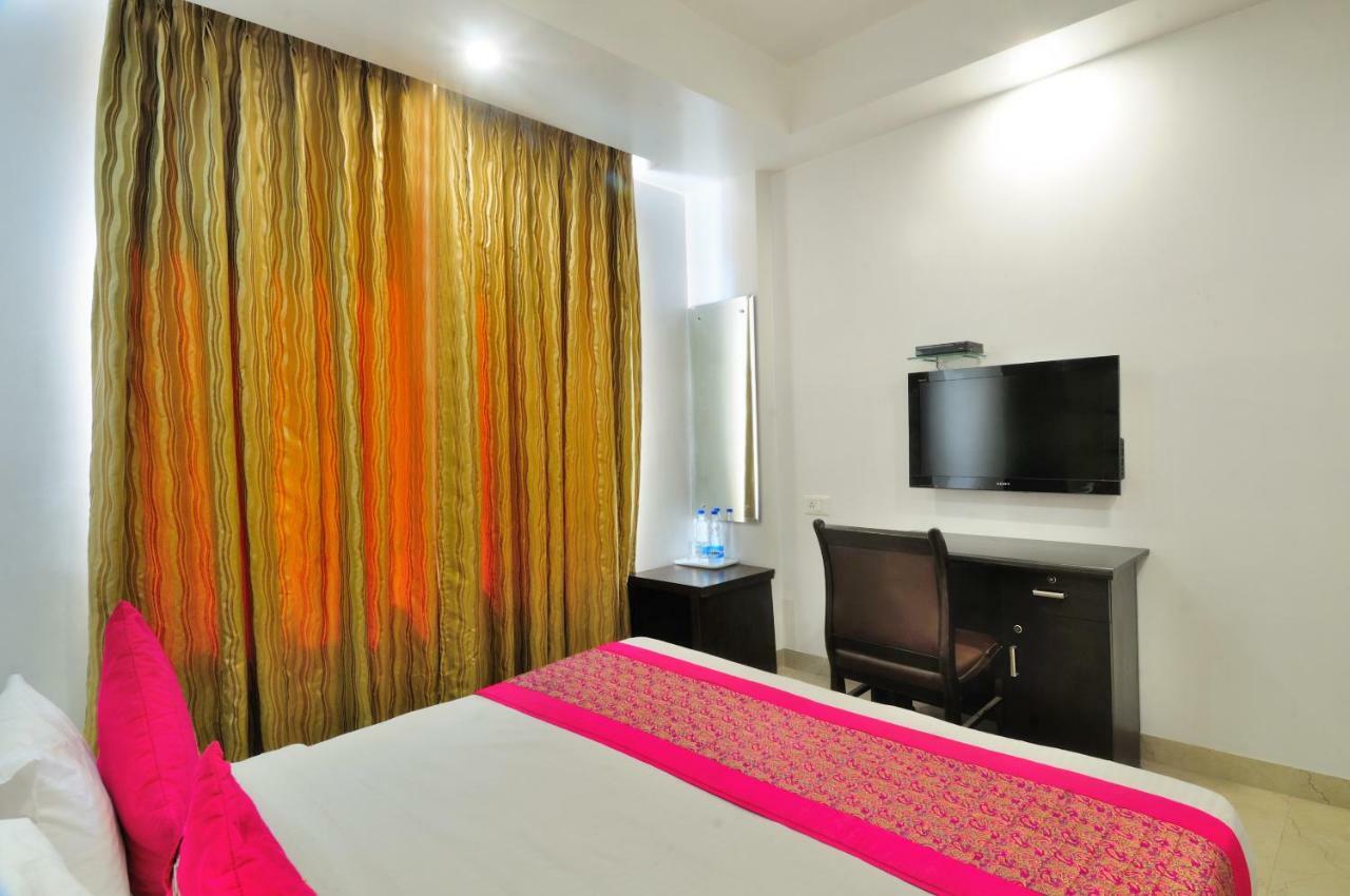 Hotel Benz International Delhi  Eksteriør bilde